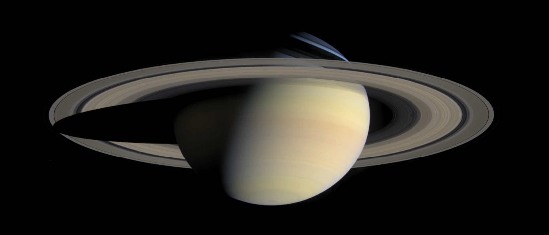 Saturn from Cassini Orbiter 2004 10 06 Zerstreute Reminiszenzen: W. G. Sebald