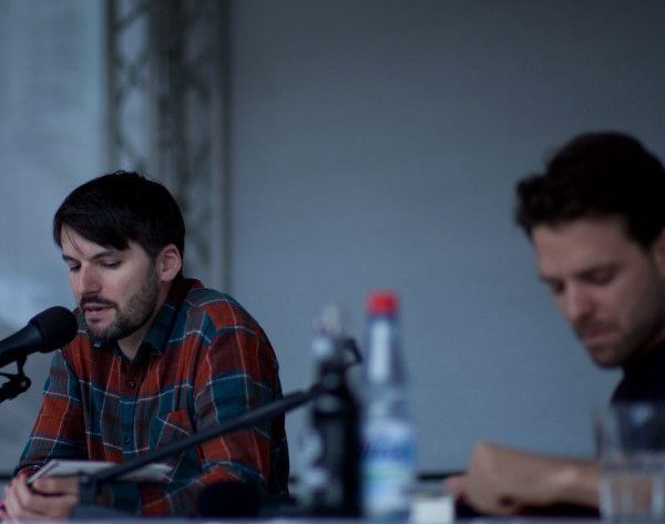 Vor dem Fest - Gespräch tag 02 034 Vor dem Fest - Gespräch