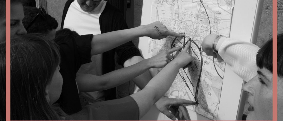 Prosanova - Zwischen Vögeln, die zu Herzen werden Zwischen Vögeln, die zu Herzen werden